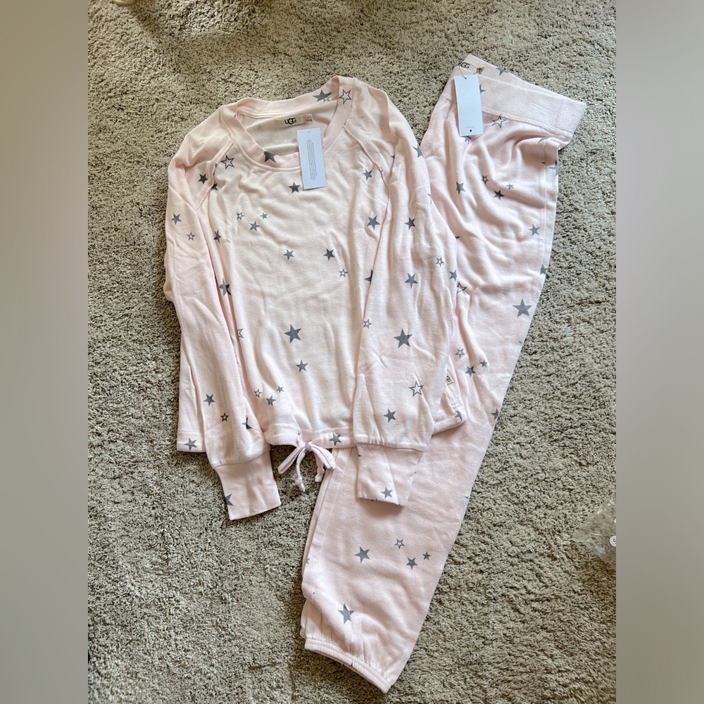 Ugg lounge pajamas set
